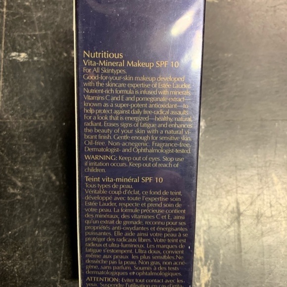 New Estée Lauder Nutritious Mineral Makeup - Picture 2 of 2